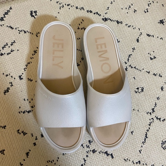 Lemon Jelly Platform - Picture 2 of 6